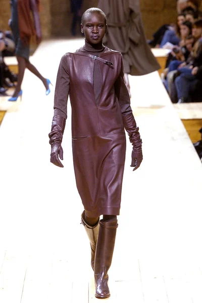 Look 12